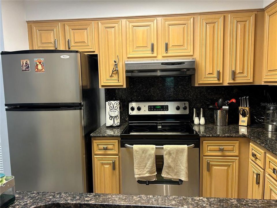 For Rent: $2,850 (2 beds, 2 baths, 1075 Square Feet)
