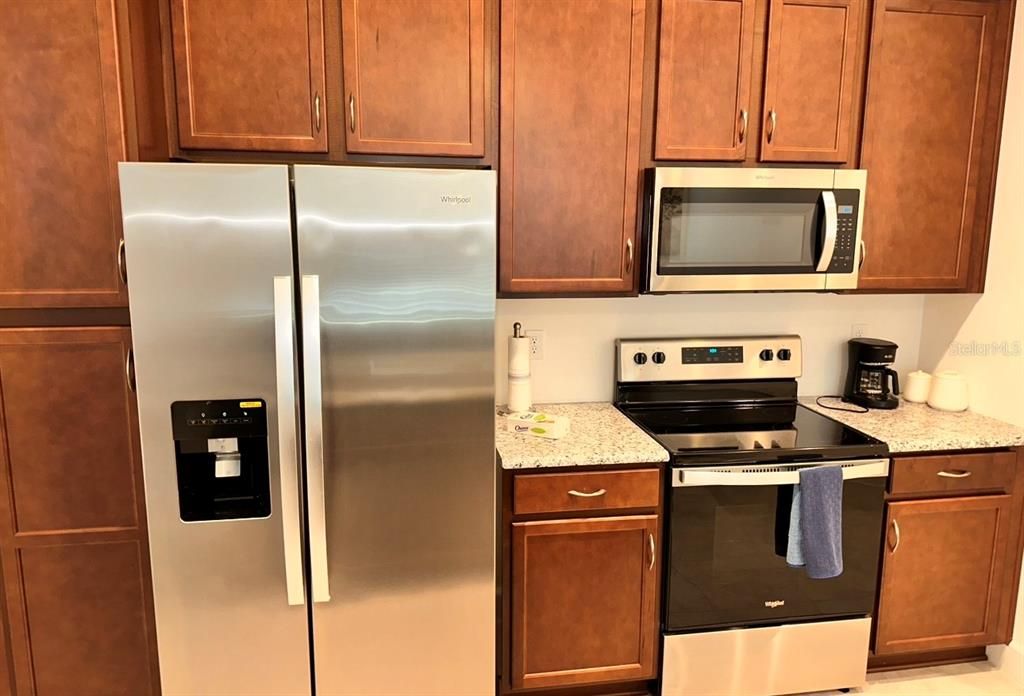 For Rent: $1,750 (1 beds, 1 baths, 635 Square Feet)