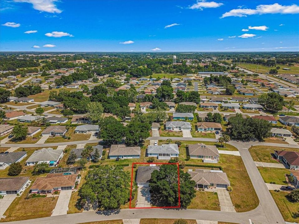 Active With Contract: $259,900 (3 beds, 2 baths, 1982 Square Feet)