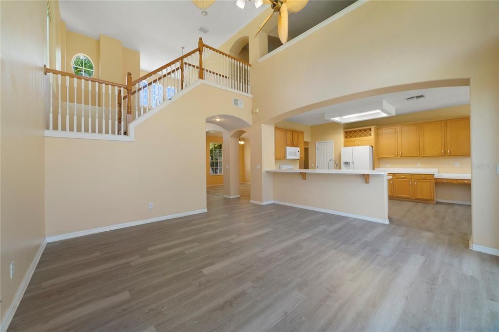 For Sale: $499,000 (4 beds, 2 baths, 2858 Square Feet)