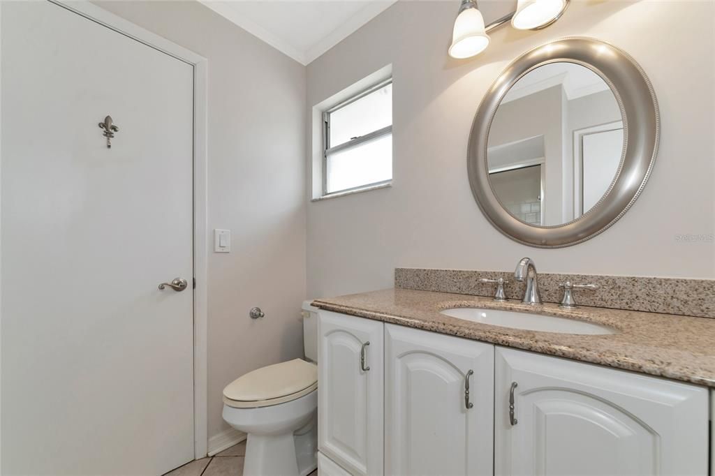 Active With Contract: $235,000 (2 beds, 2 baths, 1332 Square Feet)