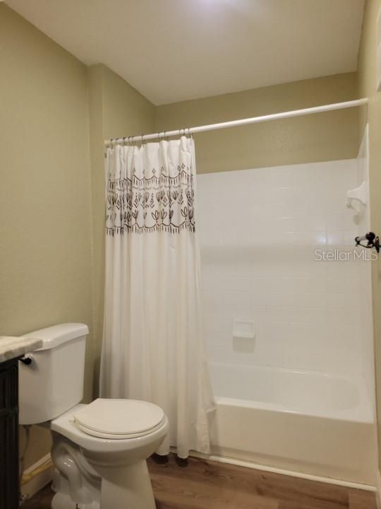 For Sale: $246,500 (2 beds, 2 baths, 1209 Square Feet)