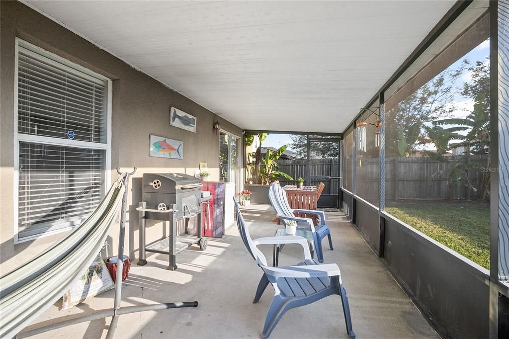 For Sale: $387,000 (4 beds, 2 baths, 1874 Square Feet)