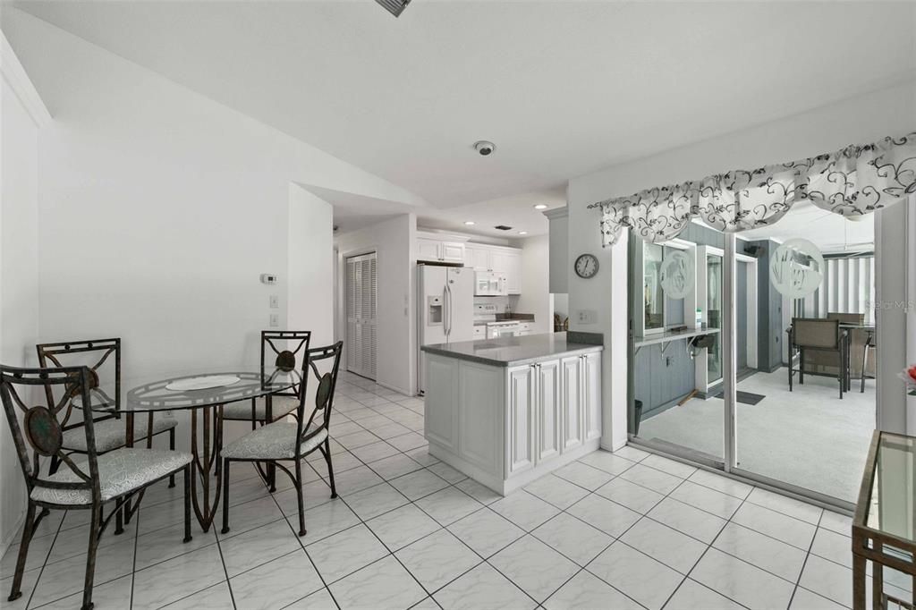 For Sale: $425,000 (3 beds, 2 baths, 1883 Square Feet)