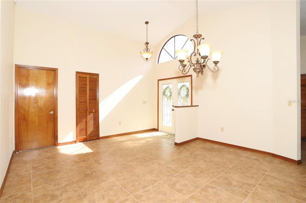 For Sale: $460,000 (3 beds, 2 baths, 2336 Square Feet)
