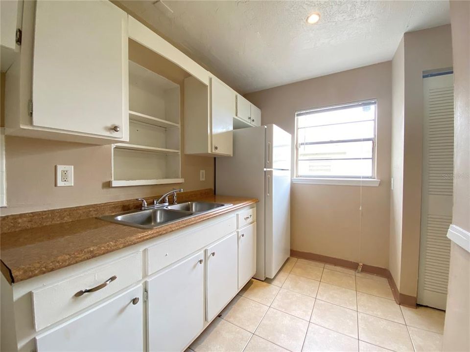 Recently Rented: $1,795 (3 beds, 2 baths, 1341 Square Feet)