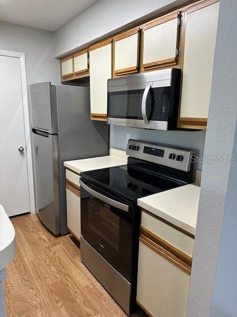 For Rent: $1,250 (1 beds, 1 baths, 674 Square Feet)