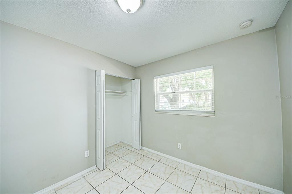 For Sale: $329,900 (3 beds, 2 baths, 1136 Square Feet)