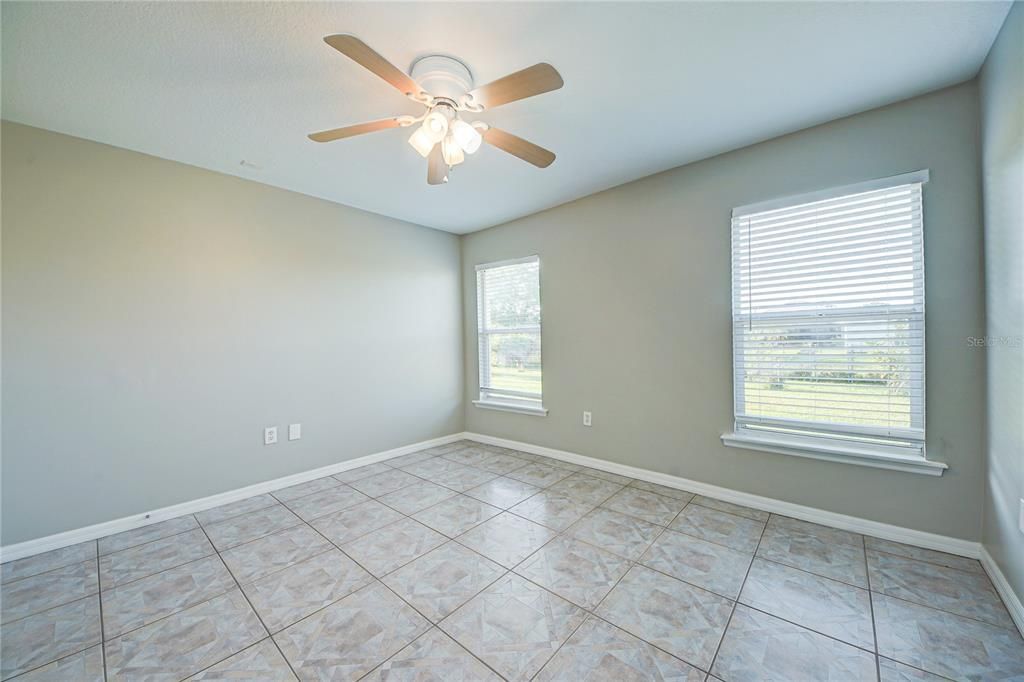 For Sale: $309,900 (3 beds, 2 baths, 1272 Square Feet)