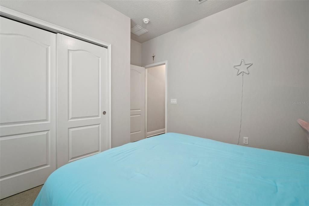 For Sale: $450,000 (3 beds, 2 baths, 1990 Square Feet)