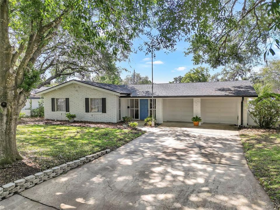 For Sale: $629,950 (4 beds, 2 baths, 2400 Square Feet)