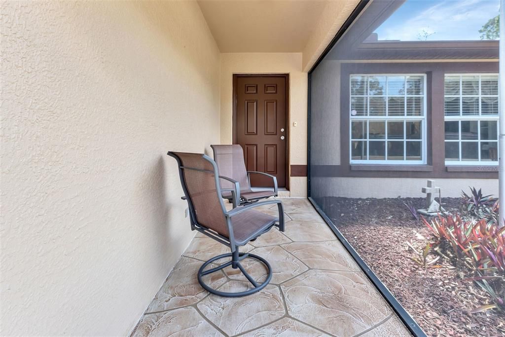 Recently Sold: $425,000 (3 beds, 2 baths, 1195 Square Feet)