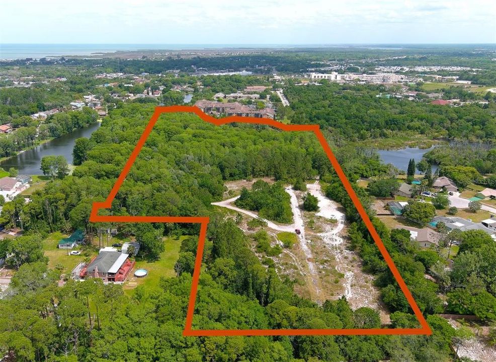 На продажу: $999,990 (19.17 acres)