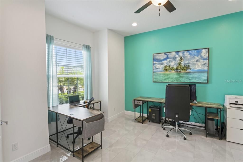 For Sale: $1,099,000 (4 beds, 3 baths, 2996 Square Feet)
