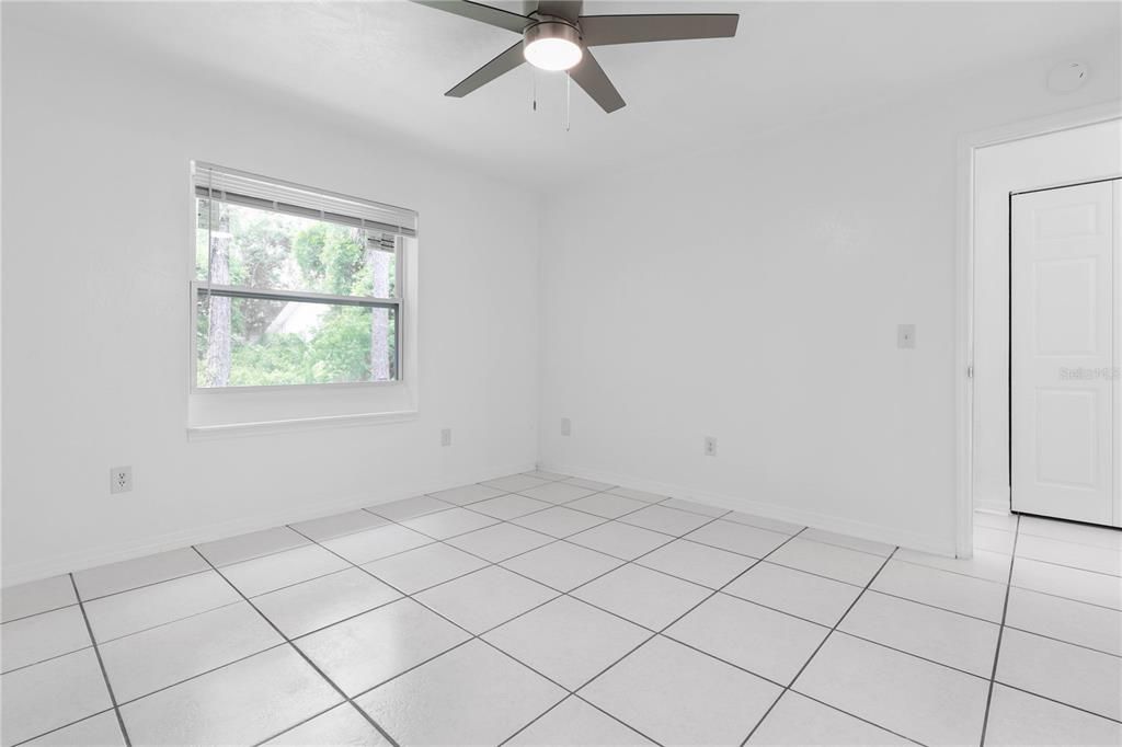 For Sale: $199,000 (3 beds, 2 baths, 1367 Square Feet)