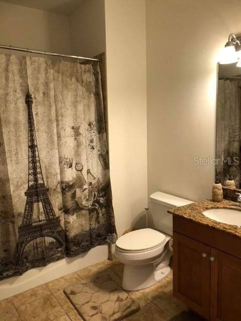 For Rent: $2,850 (2 beds, 2 baths, 1272 Square Feet)