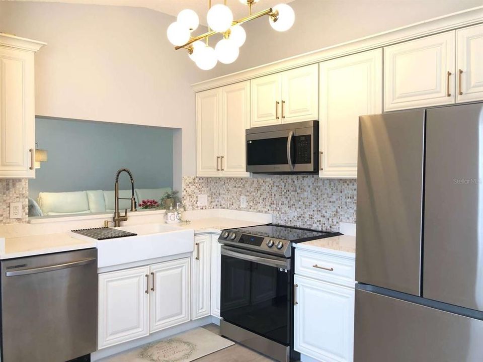 For Sale: $349,888 (3 beds, 2 baths, 1764 Square Feet)