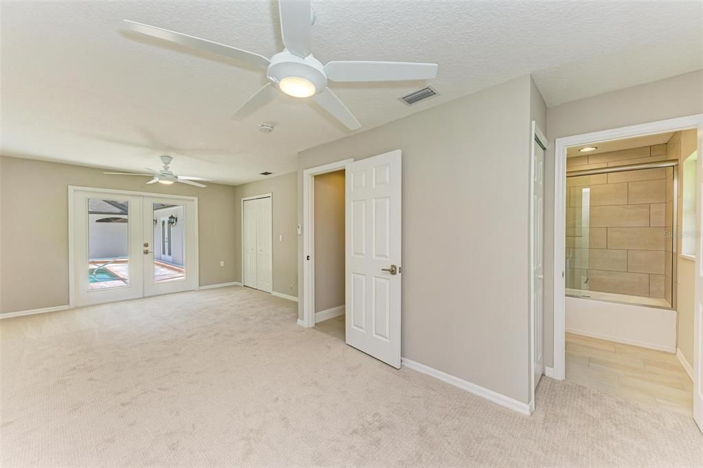 Second bedroom main house with split floor plan for privacy