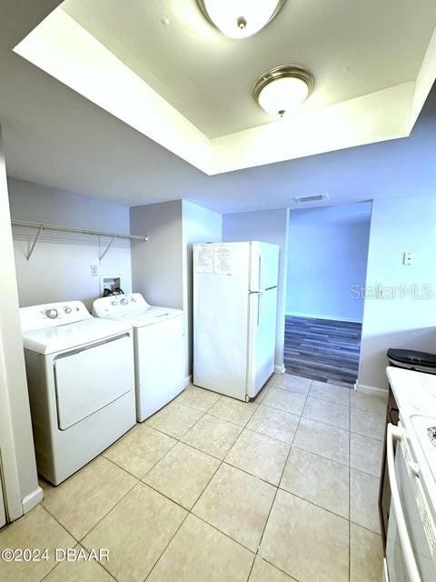 For Sale: $135,000 (2 beds, 2 baths, 922 Square Feet)