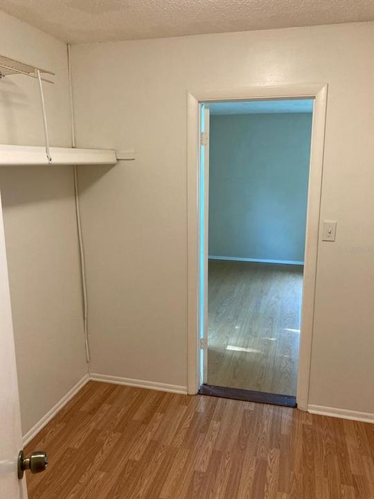 For Rent: $1,200 (1 beds, 1 baths, 785 Square Feet)