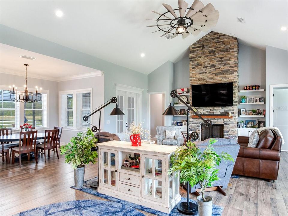 Active With Contract: $1,800,000 (4 beds, 3 baths, 3226 Square Feet)