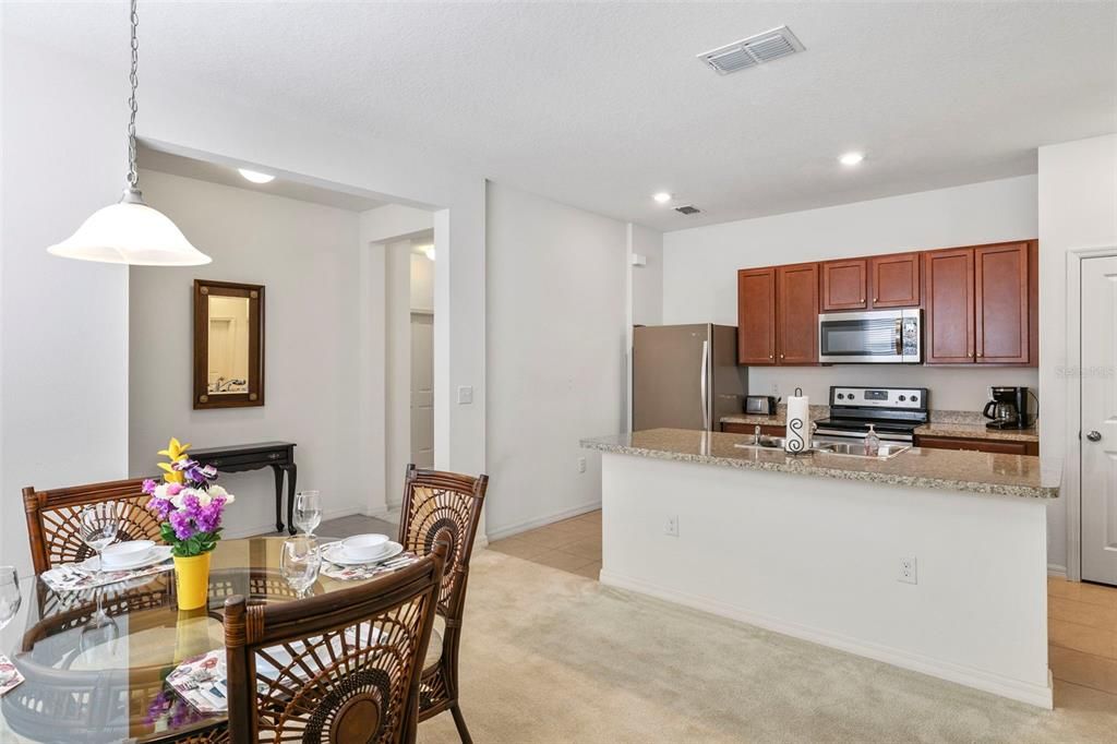 For Sale: $335,000 (2 beds, 2 baths, 1311 Square Feet)