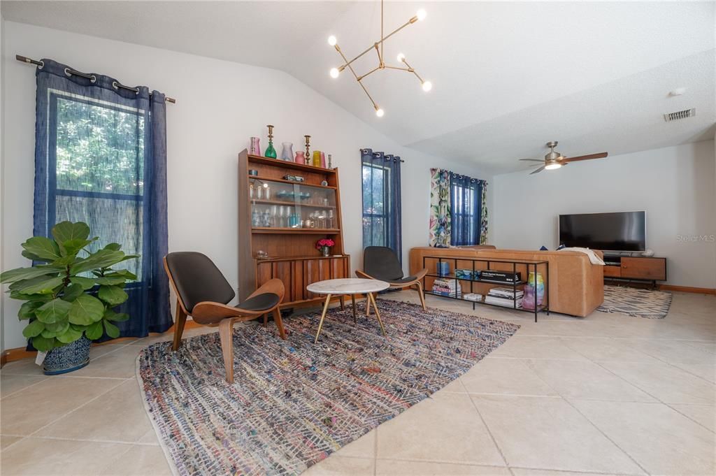 Active With Contract: $515,000 (4 beds, 2 baths, 2209 Square Feet)