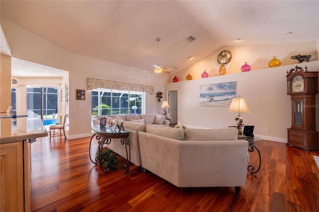Active With Contract: $499,000 (3 beds, 2 baths, 2105 Square Feet)