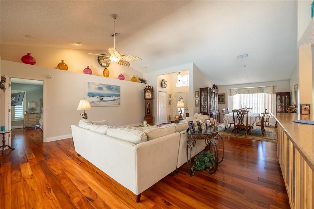Active With Contract: $499,000 (3 beds, 2 baths, 2105 Square Feet)