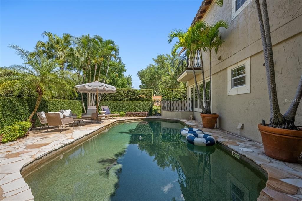 For Sale: $2,495,000 (4 beds, 4 baths, 3154 Square Feet)