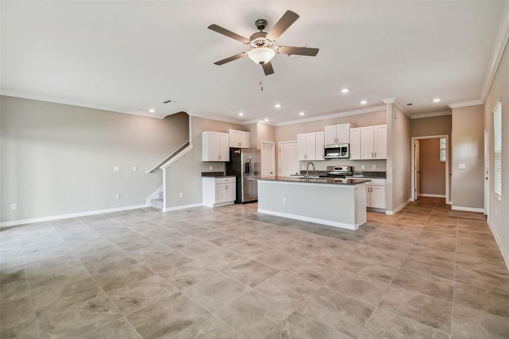 For Sale: $369,000 (3 beds, 2 baths, 1861 Square Feet)