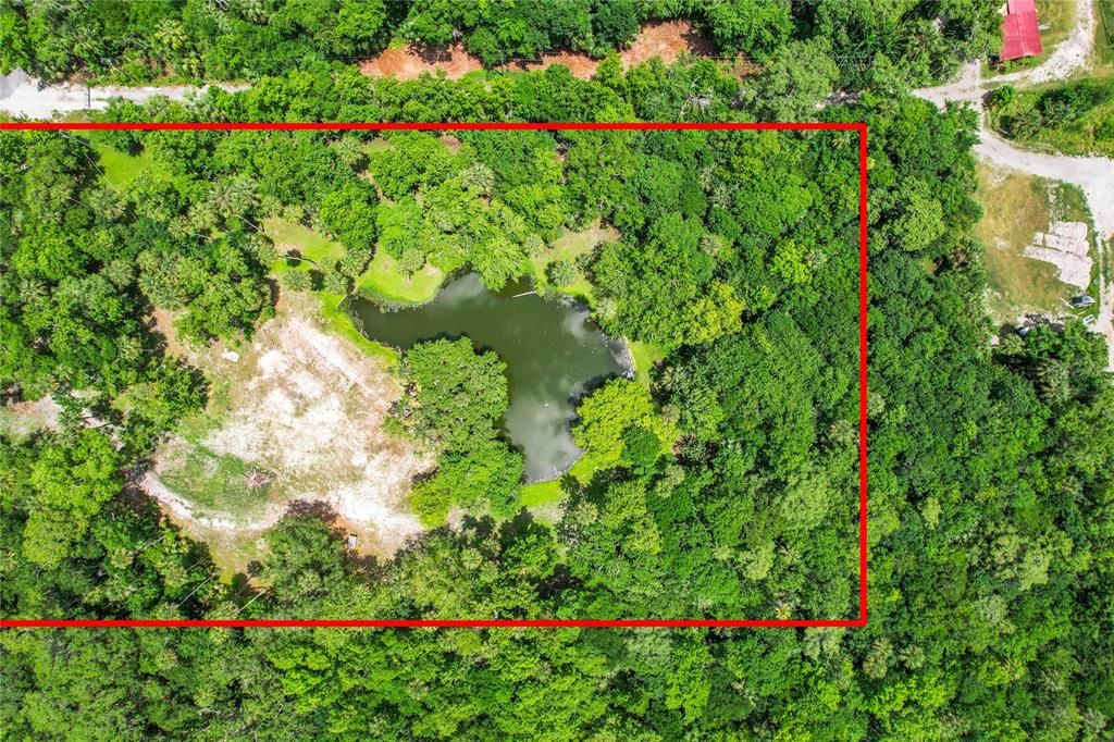 Activo con contrato: $375,000 (4.77 acres)