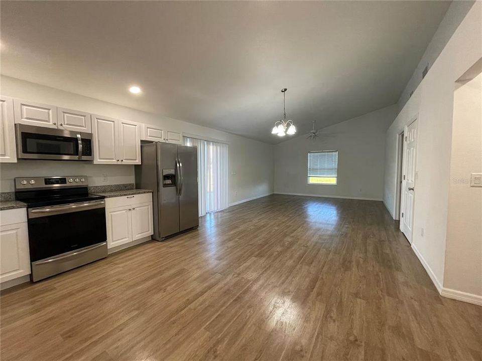 For Rent: $1,500 (2 beds, 2 baths, 1084 Square Feet)