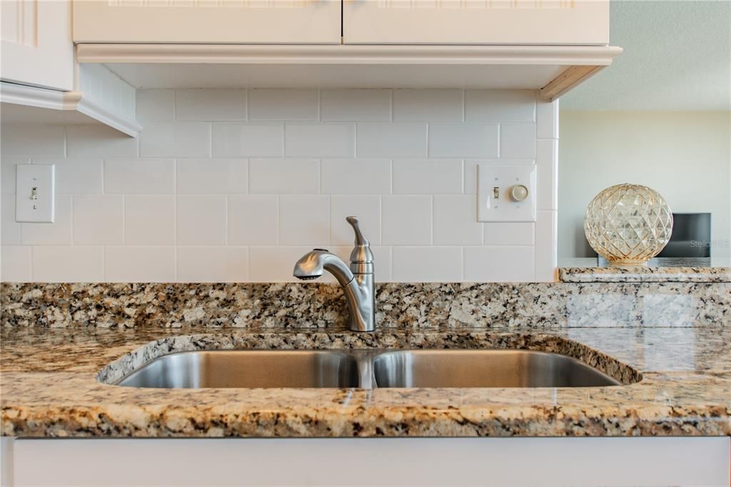 For Rent: $2,500 (2 beds, 2 baths, 1150 Square Feet)