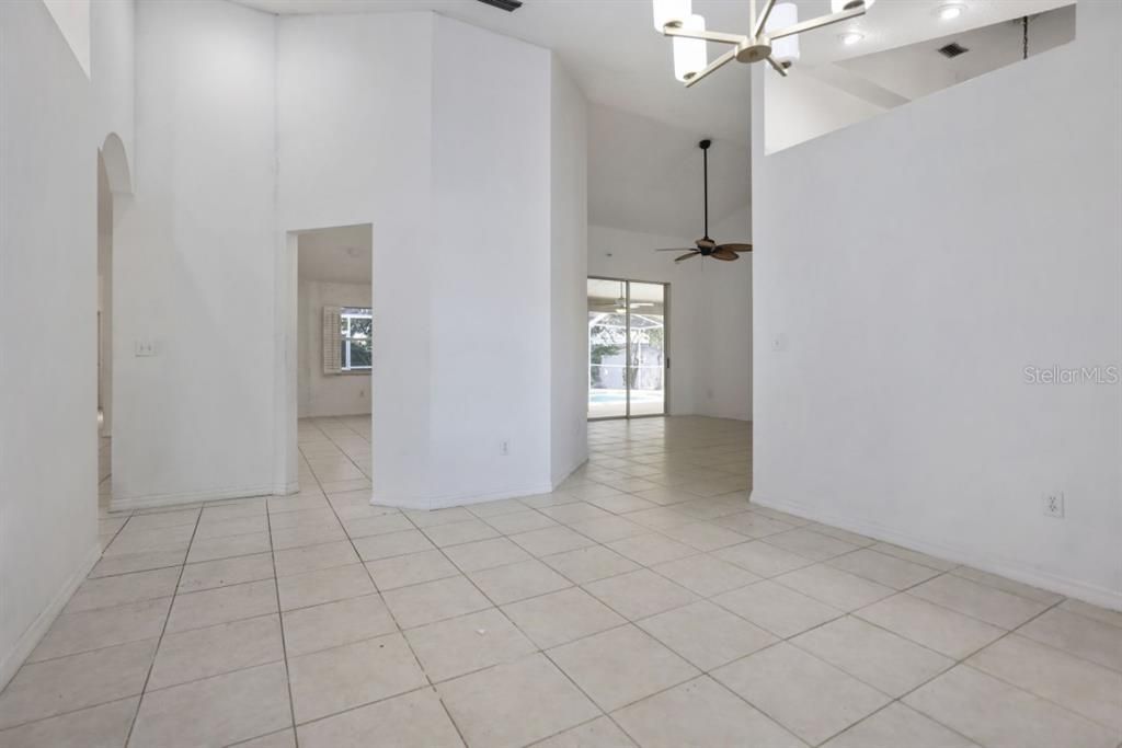 Active With Contract: $780,000 (4 beds, 2 baths, 2588 Square Feet)