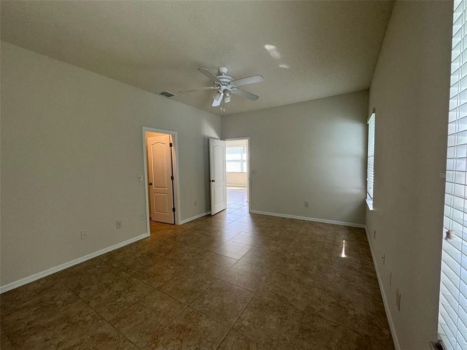 For Rent: $2,500 (3 beds, 2 baths, 1148 Square Feet)