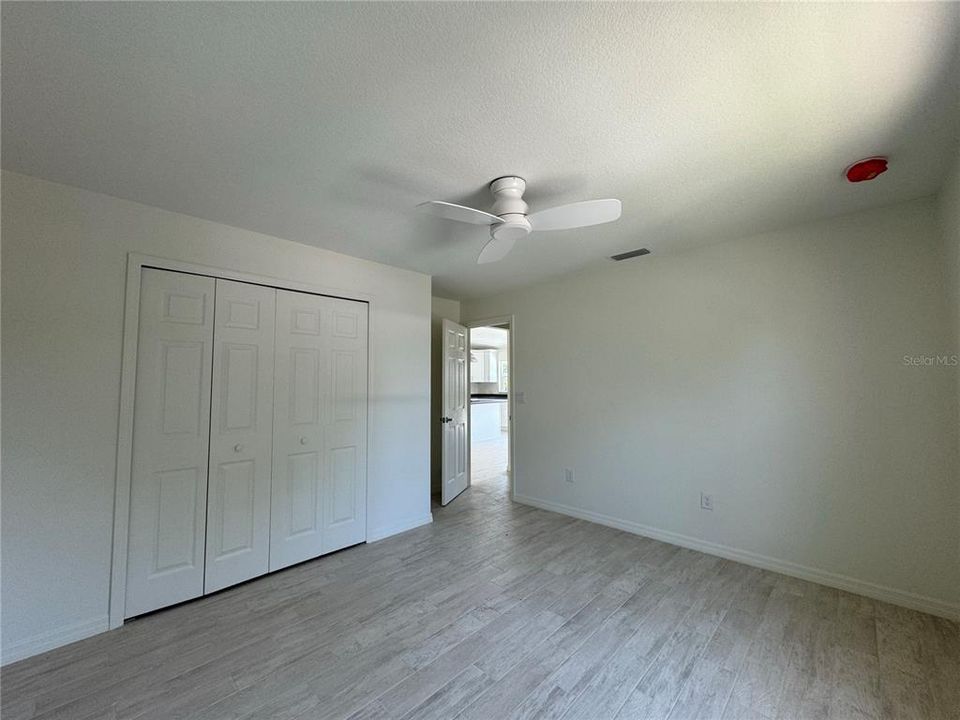 For Rent: $2,290 (3 beds, 2 baths, 1402 Square Feet)
