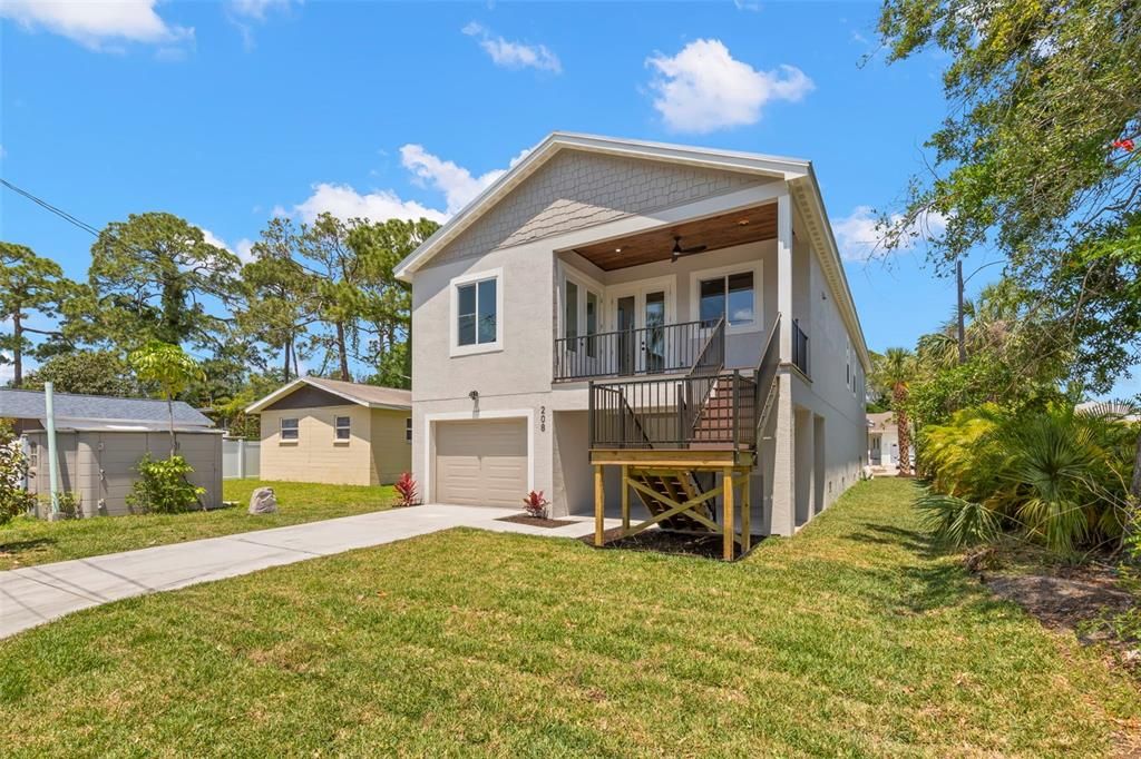 For Sale: $998,000 (4 beds, 3 baths, 1935 Square Feet)