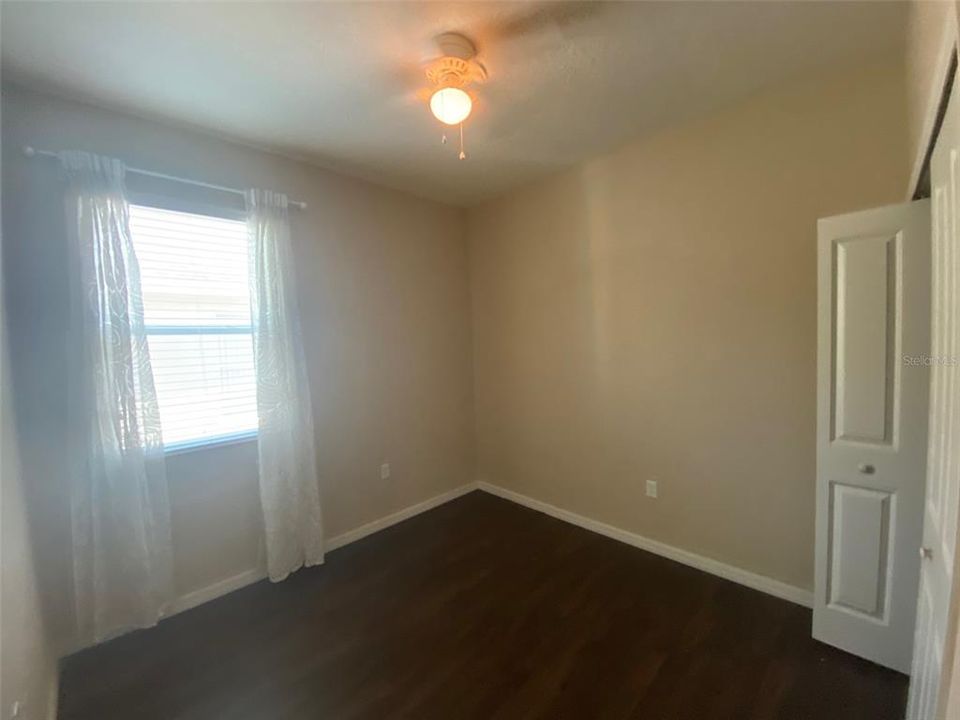 For Rent: $2,400 (4 beds, 2 baths, 1983 Square Feet)