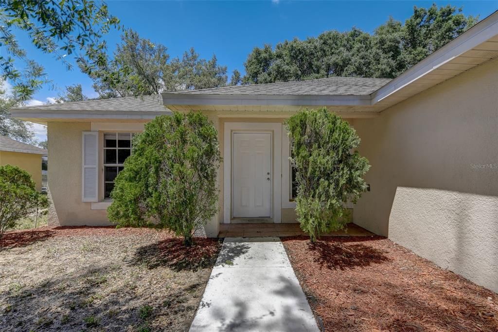 For Sale: $359,900 (3 beds, 2 baths, 1140 Square Feet)