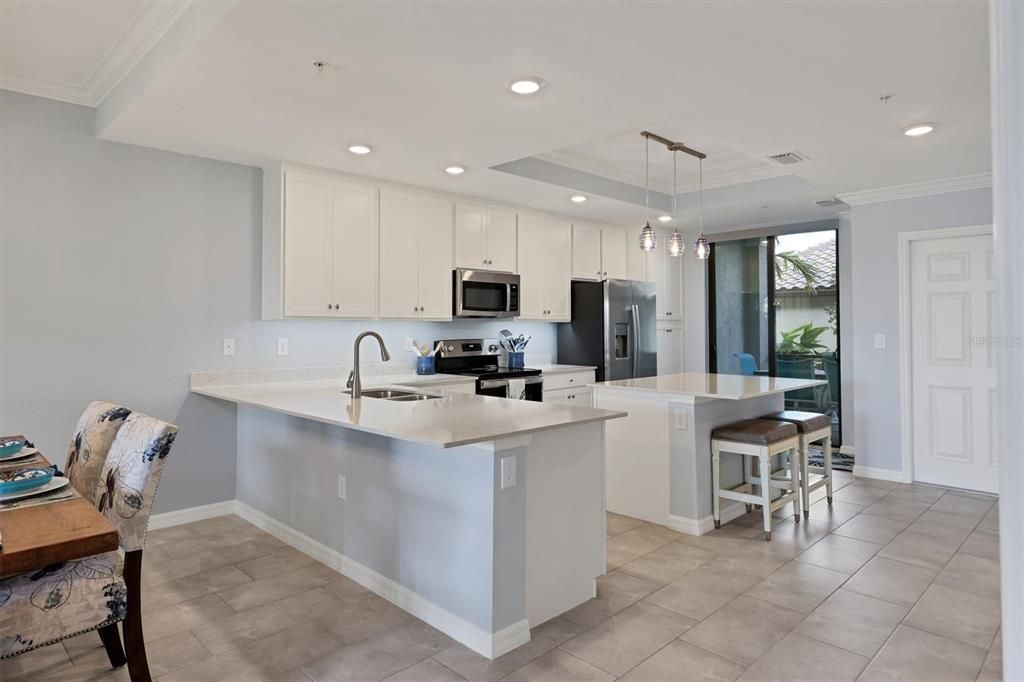 For Sale: $528,500 (2 beds, 2 baths, 1355 Square Feet)