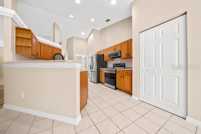 For Sale: $429,000 (3 beds, 2 baths, 2354 Square Feet)