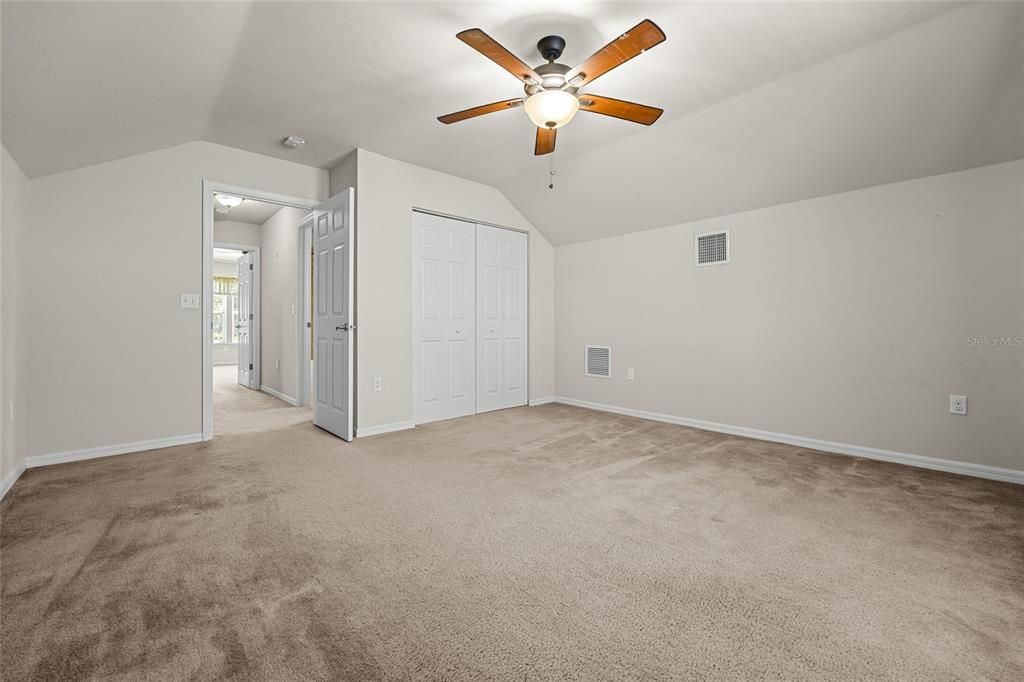 For Sale: $449,900 (3 beds, 2 baths, 2079 Square Feet)