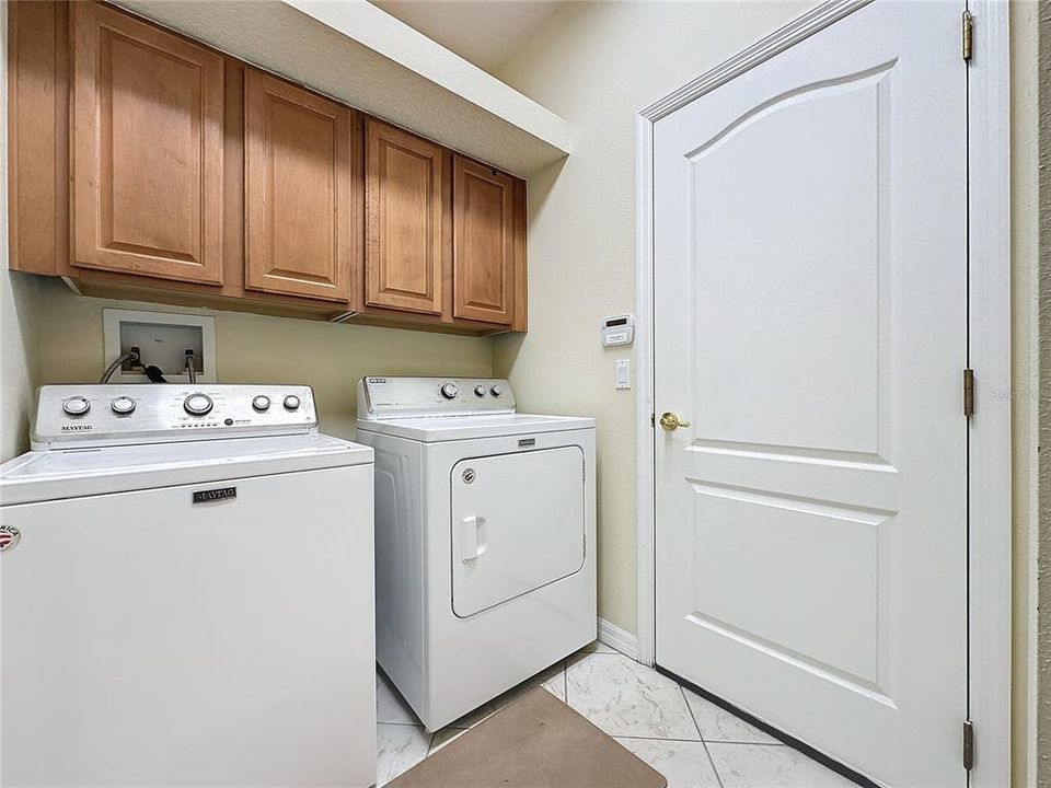 Laundry room - washer & dryer remain