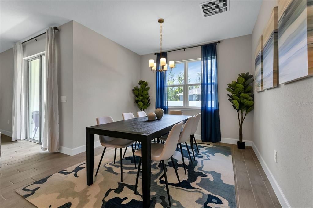 Model home dinning room