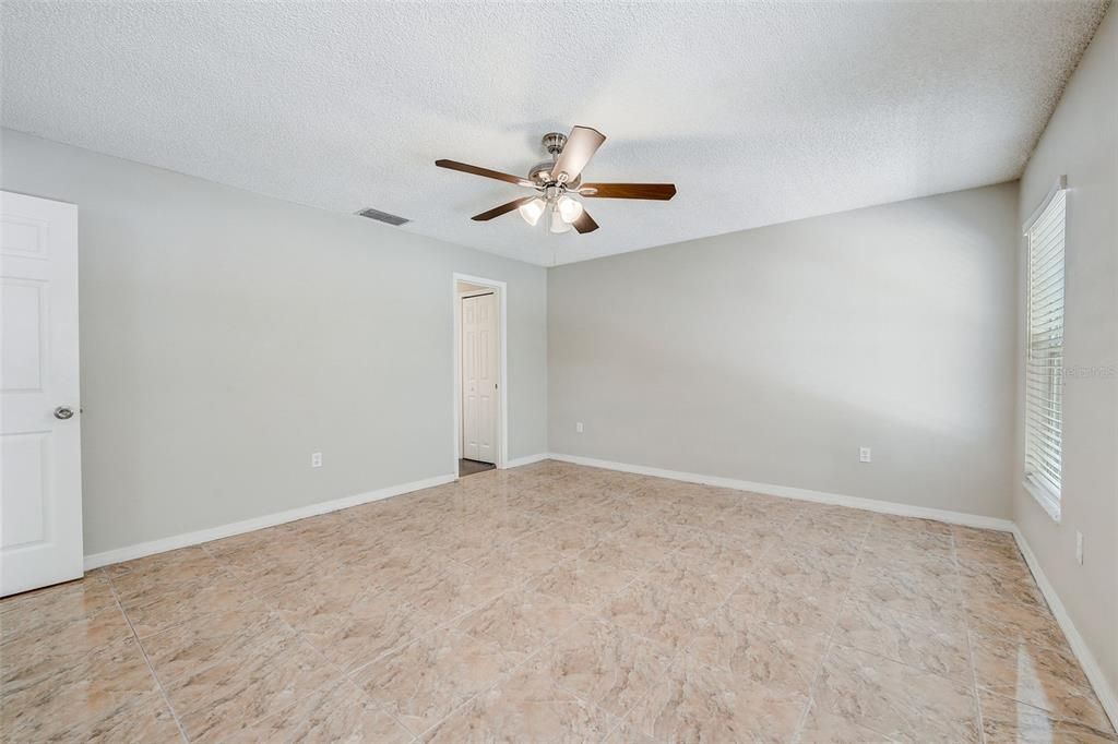 For Sale: $409,900 (4 beds, 2 baths, 1791 Square Feet)