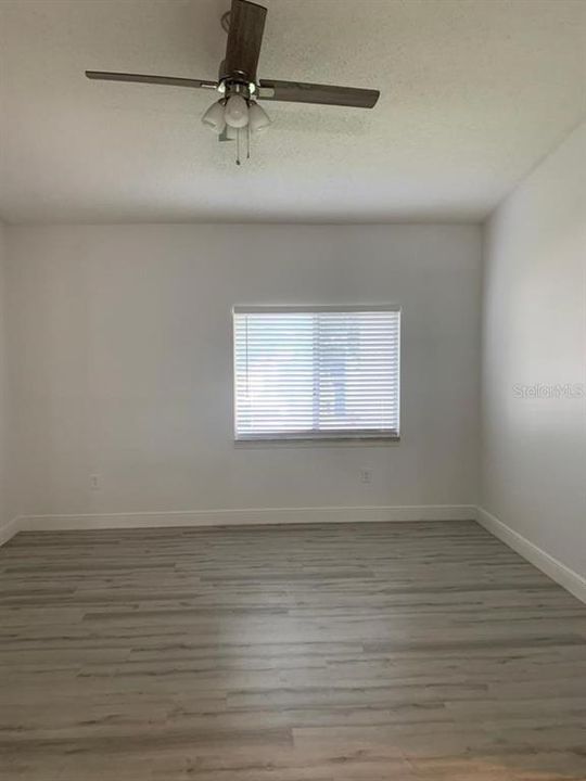 For Sale: $140,000 (2 beds, 2 baths, 1127 Square Feet)
