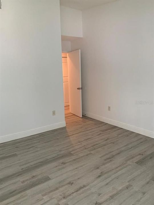 For Sale: $140,000 (2 beds, 2 baths, 1127 Square Feet)