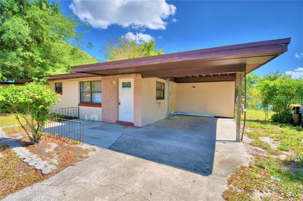 Recently Sold: $215,000 (3 beds, 1 baths, 1824 Square Feet)