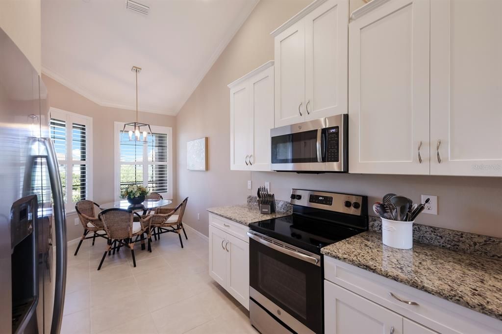 For Sale: $449,900 (2 beds, 2 baths, 1616 Square Feet)